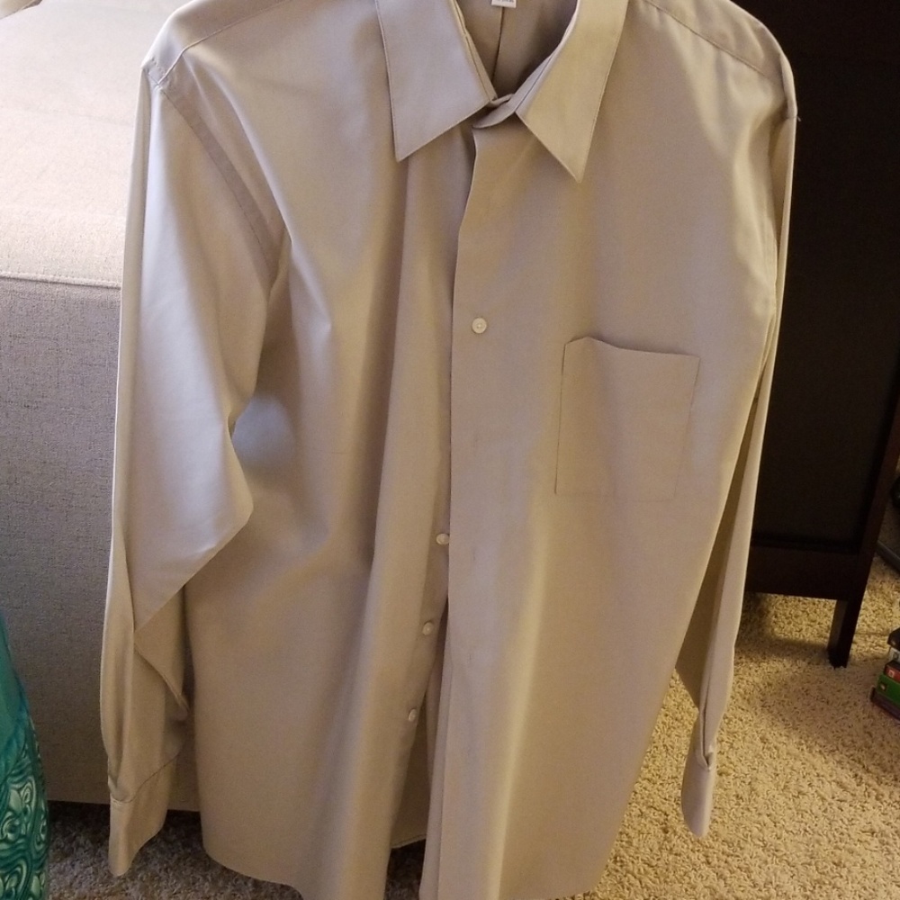Light tan dress shirt